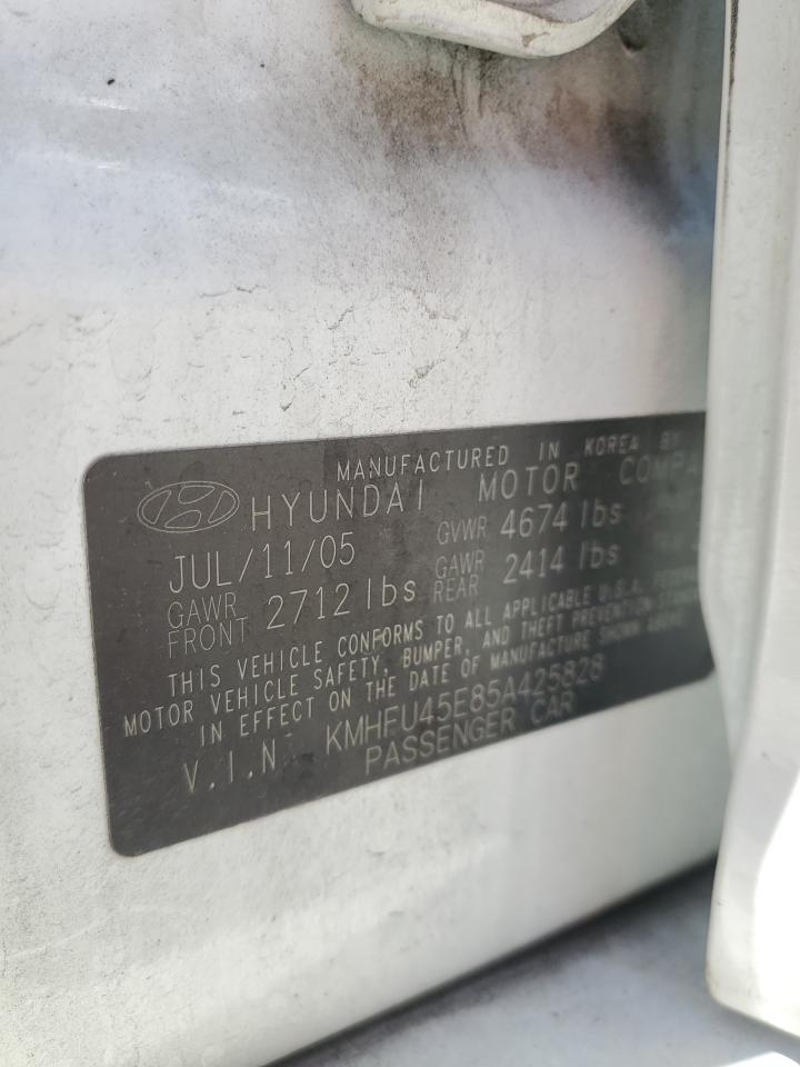 2005 Hyundai Xg 350 VIN: KMHFU45E85A425828 Lot: 54000595