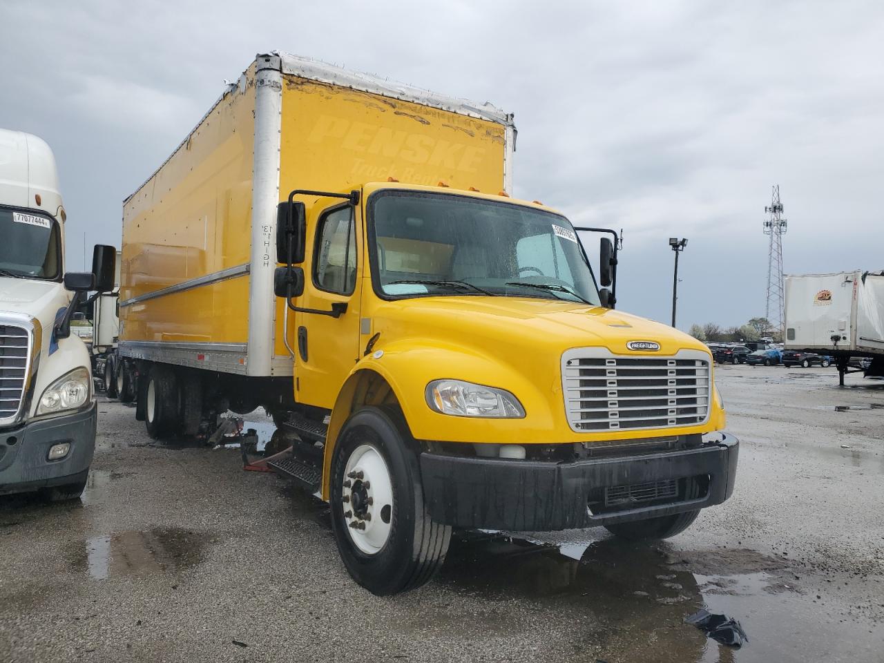 2020 Freightliner Business Class M2 Box Truck for Sale in Dyer, IN - Top/Roof