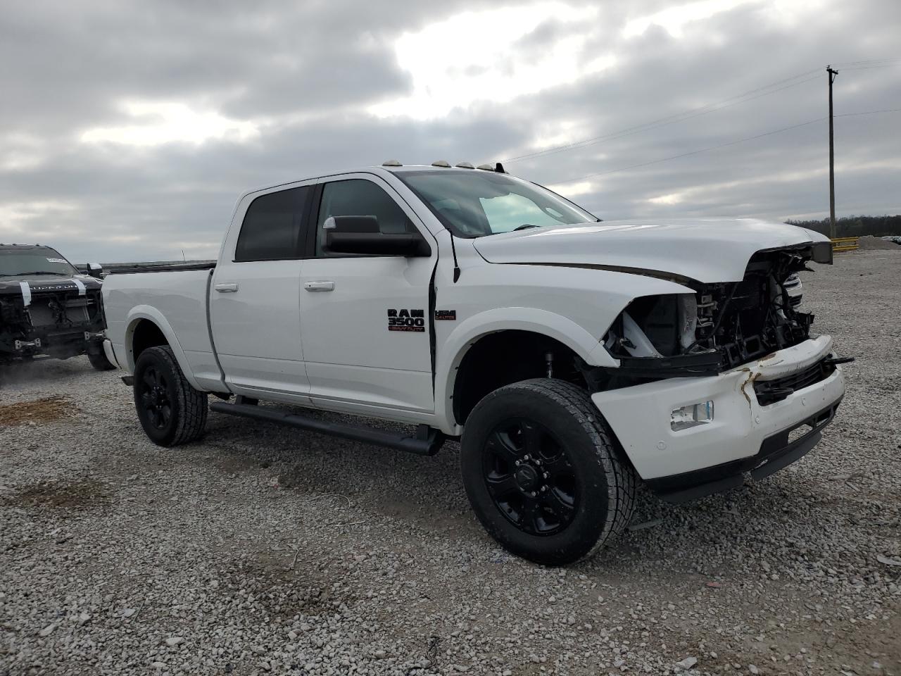 2018 RAM 3500 - Image 4