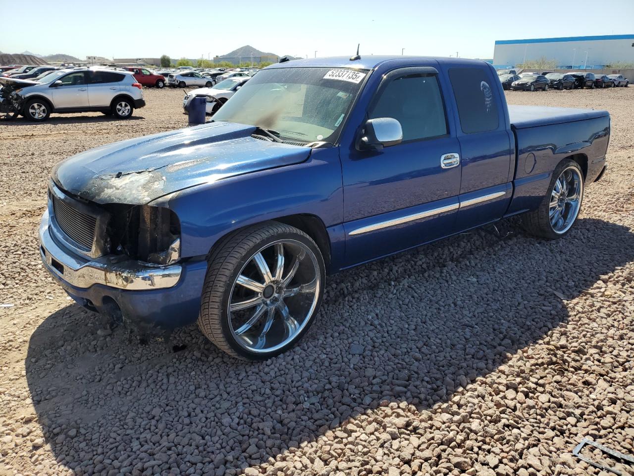 2004 Gmc New Sierra K1500 продається в Phoenix, AZ - Burn - Engine