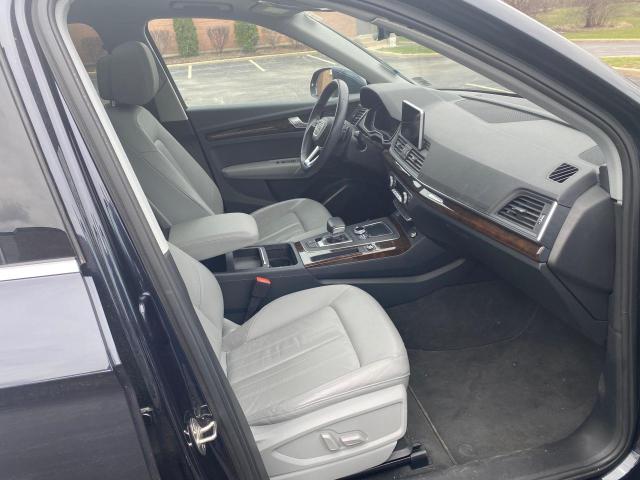  AUDI Q5 2018 Granatowy