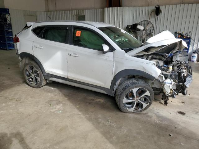  HYUNDAI TUCSON 2017 White