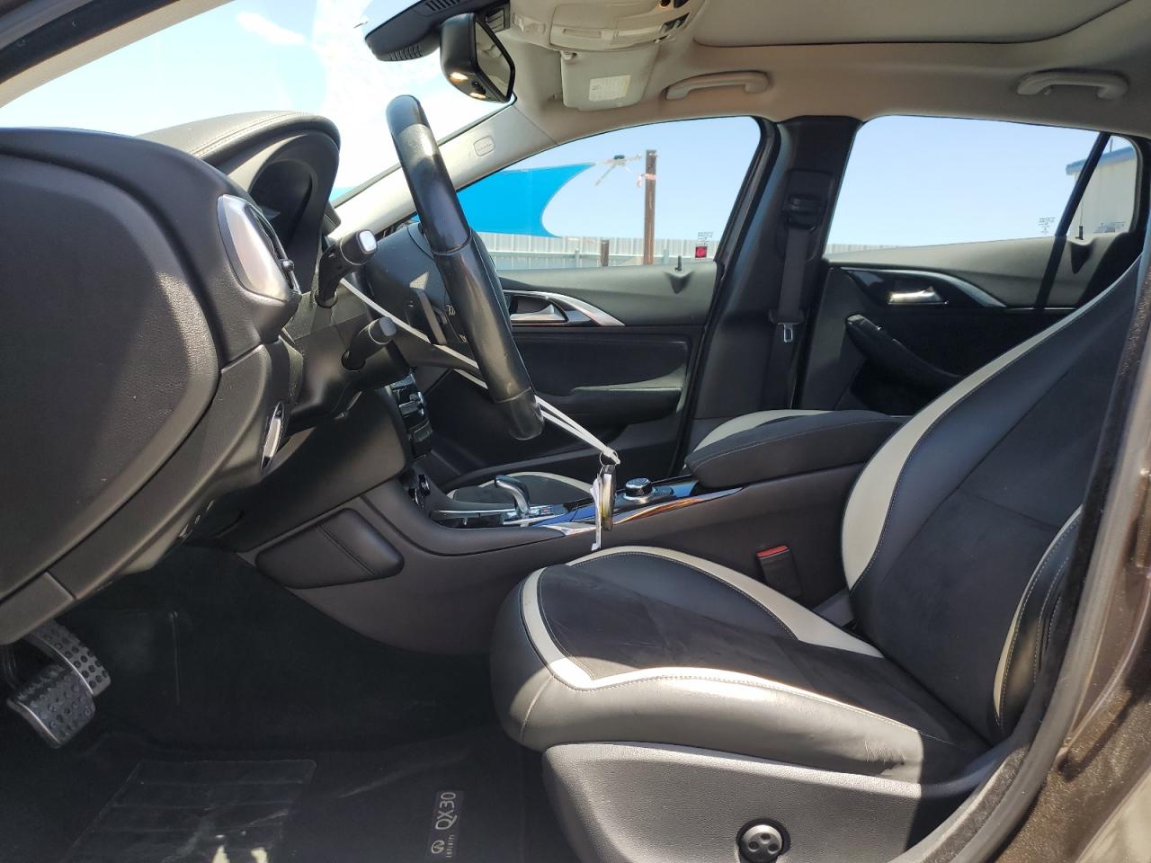 2017 Infiniti Qx30 Base VIN: SJKCH5CP0HA018397 Lot: 55046485