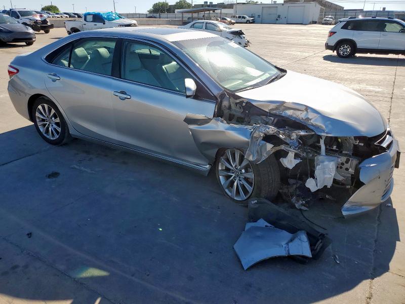  TOYOTA CAMRY 2015 Silver