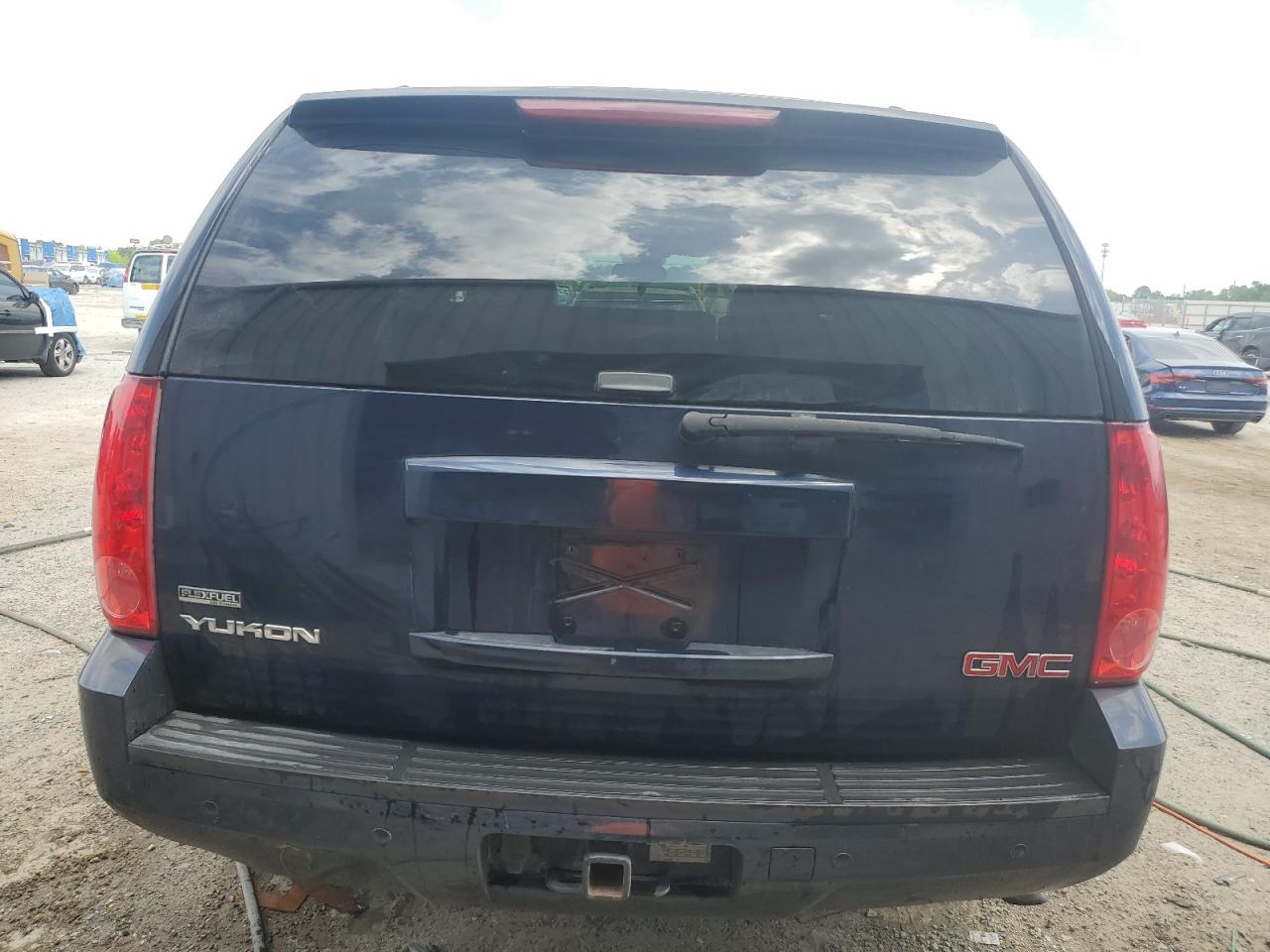 2009 GMC Yukon Slt VIN: 1GKFC33099R223858 Lot: 51612025