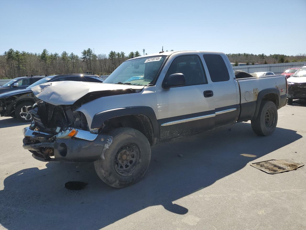 Windham, ME에서 판매 중인 2004 Gmc New Sierra K1500 - Front End