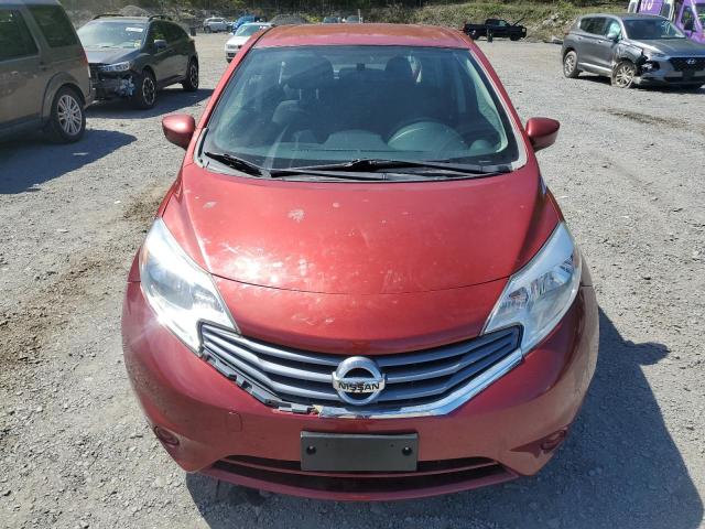 Hatchbacks NISSAN VERSA 2016 Czerwony