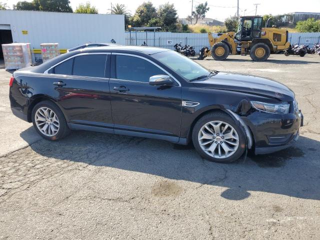  FORD TAURUS 2017 Чорний