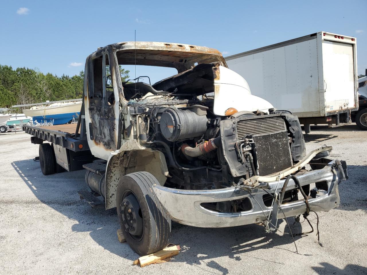 Harleyville, SC에서 판매 중인 2007 International 4300 Rollback Truck - Burn