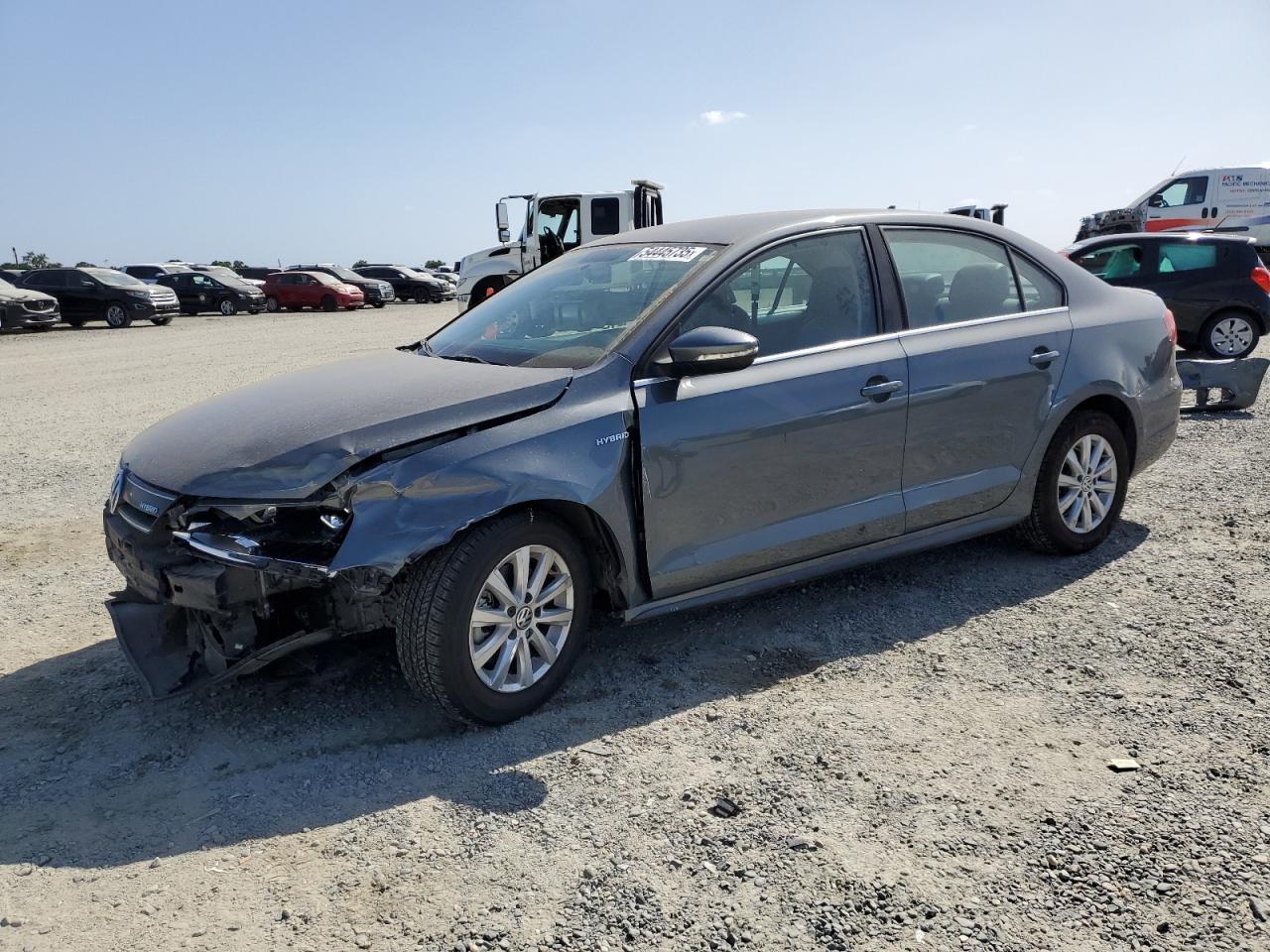 2013 Volkswagen Jetta Hybrid for Sale in Antelope, CA - Front End