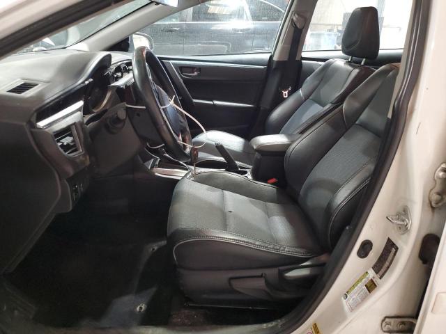 Седани TOYOTA COROLLA 2015 Білий