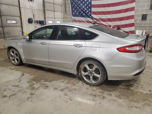 Sedans FORD FUSION 2015 Srebrny