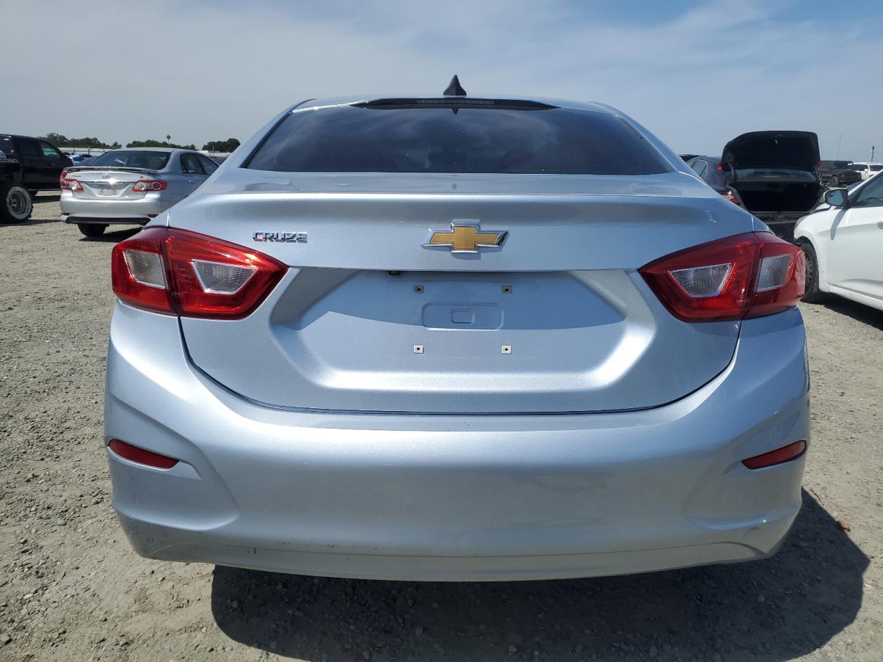 2018 Chevrolet Cruze Ls VIN: 1G1BC5SM6J7227319 Lot: 55156295