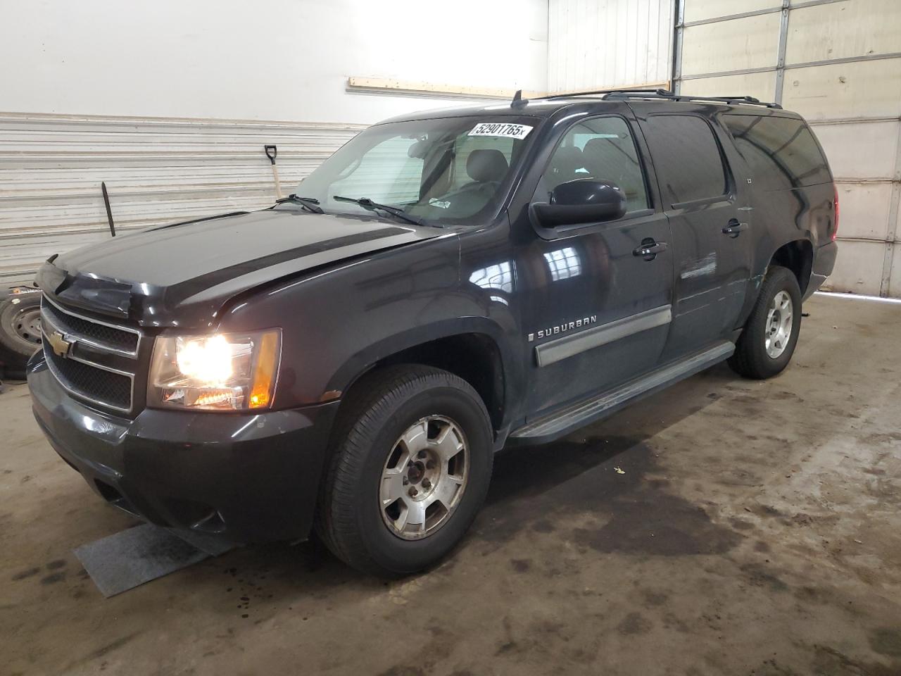 2009 Chevrolet Suburban K1500 Lt за продажба в Ham Lake, MN - Side