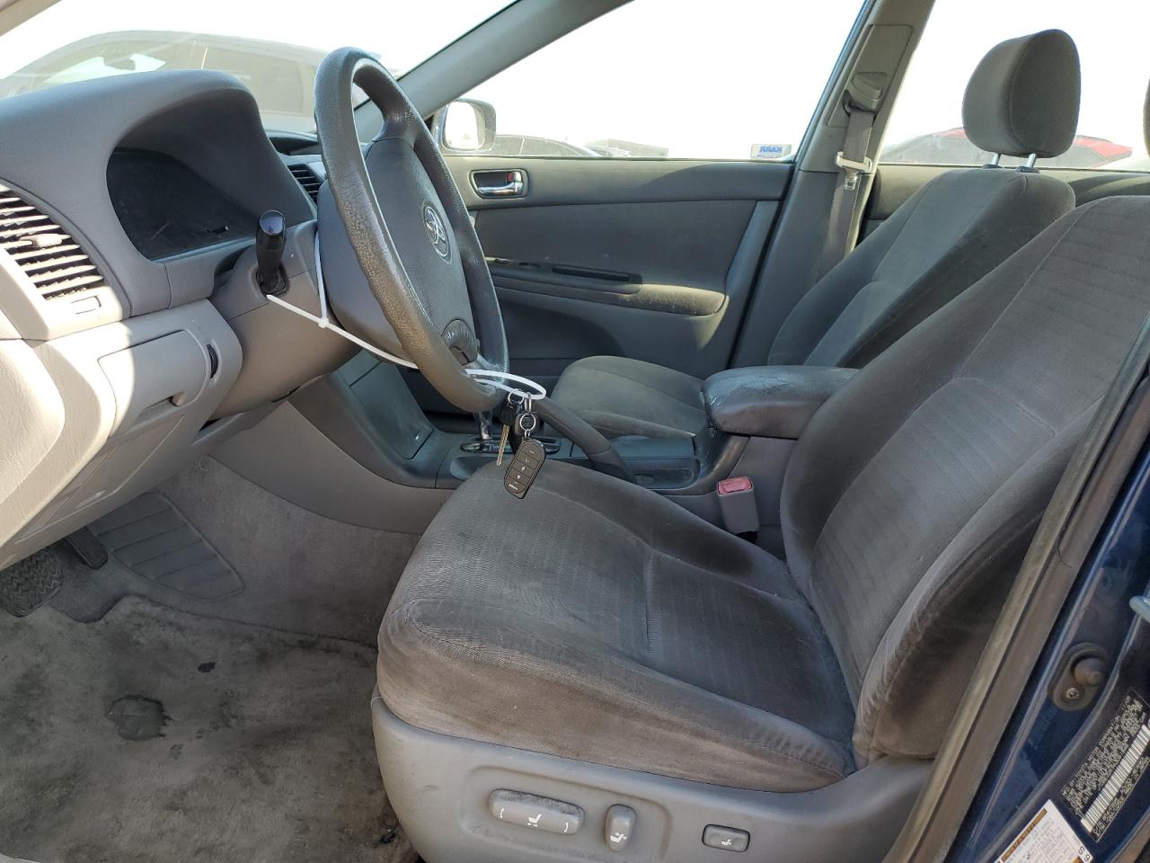 2006 Toyota Camry Le VIN: JTDBE32K963061848 Lot: 54970815