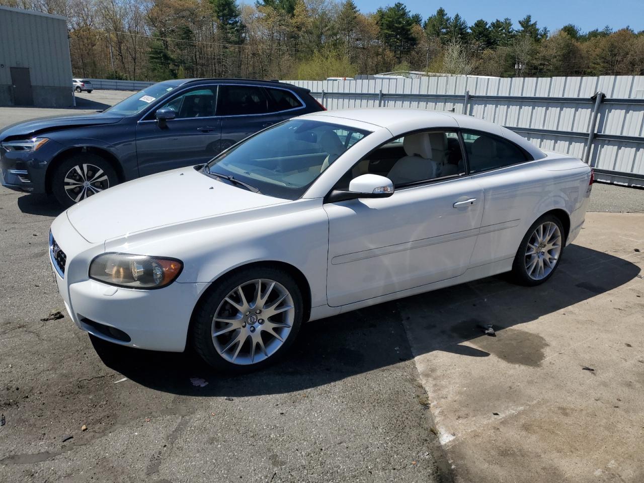 2008 Volvo C70 T5