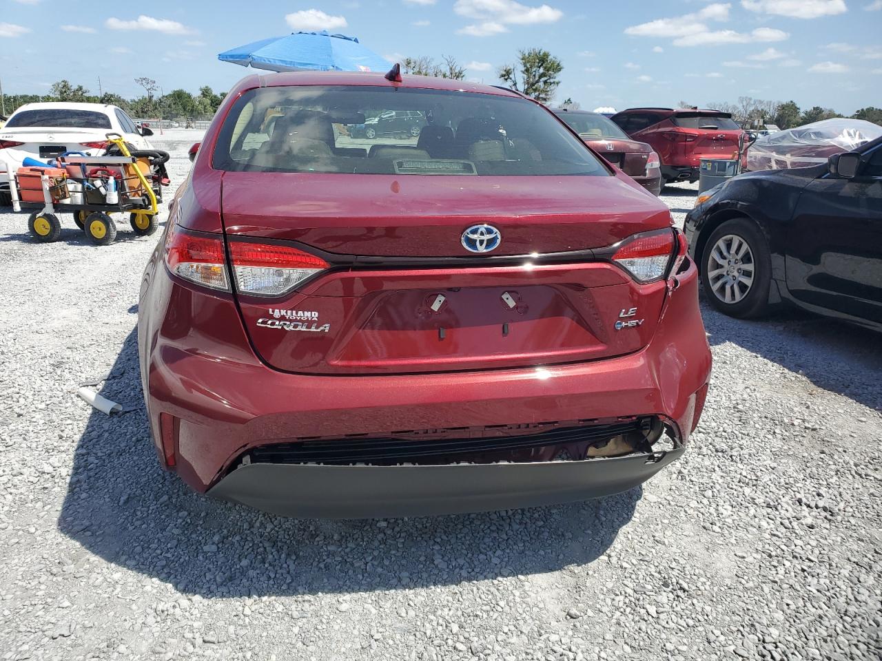 2025 Toyota Corolla Le VIN: JTDBCMFE6S3085972 Lot: 55309545