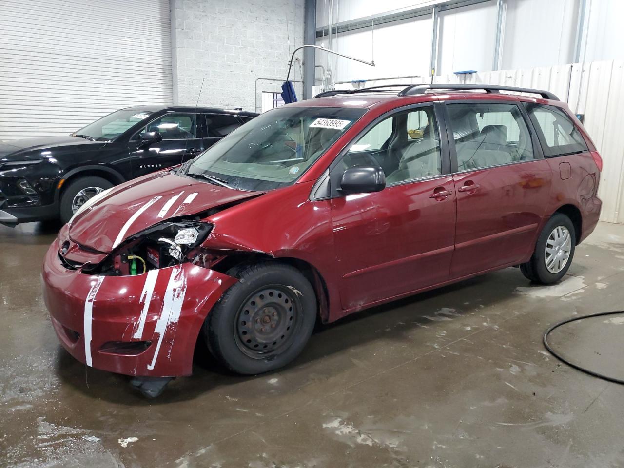 2008 Toyota Sienna Ce იყიდება Ham Lake-ში, MN - Front End