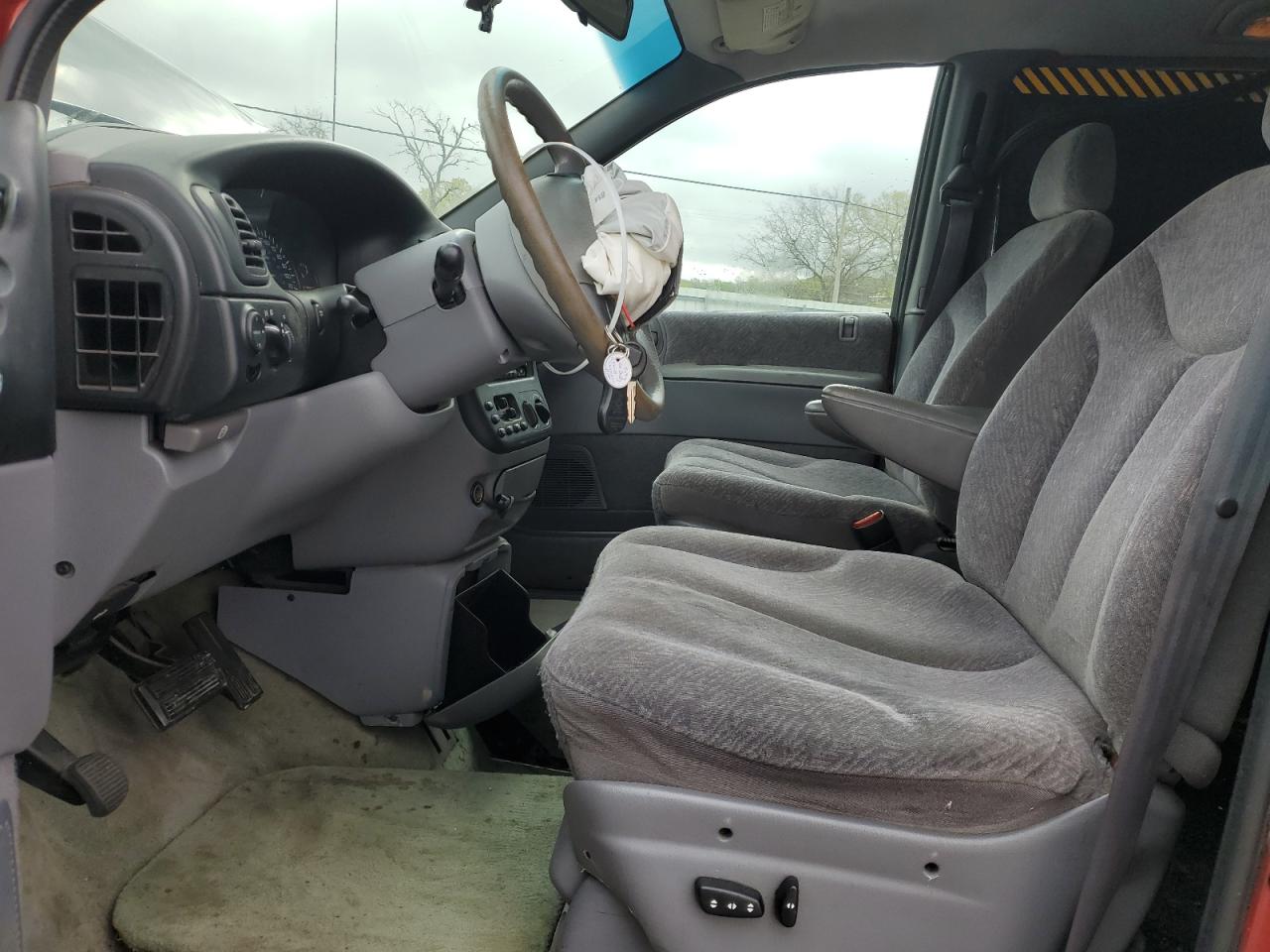 2000 Dodge Grand Caravan Le VIN: 1B4GP54L1YB594610 Lot: 52517275