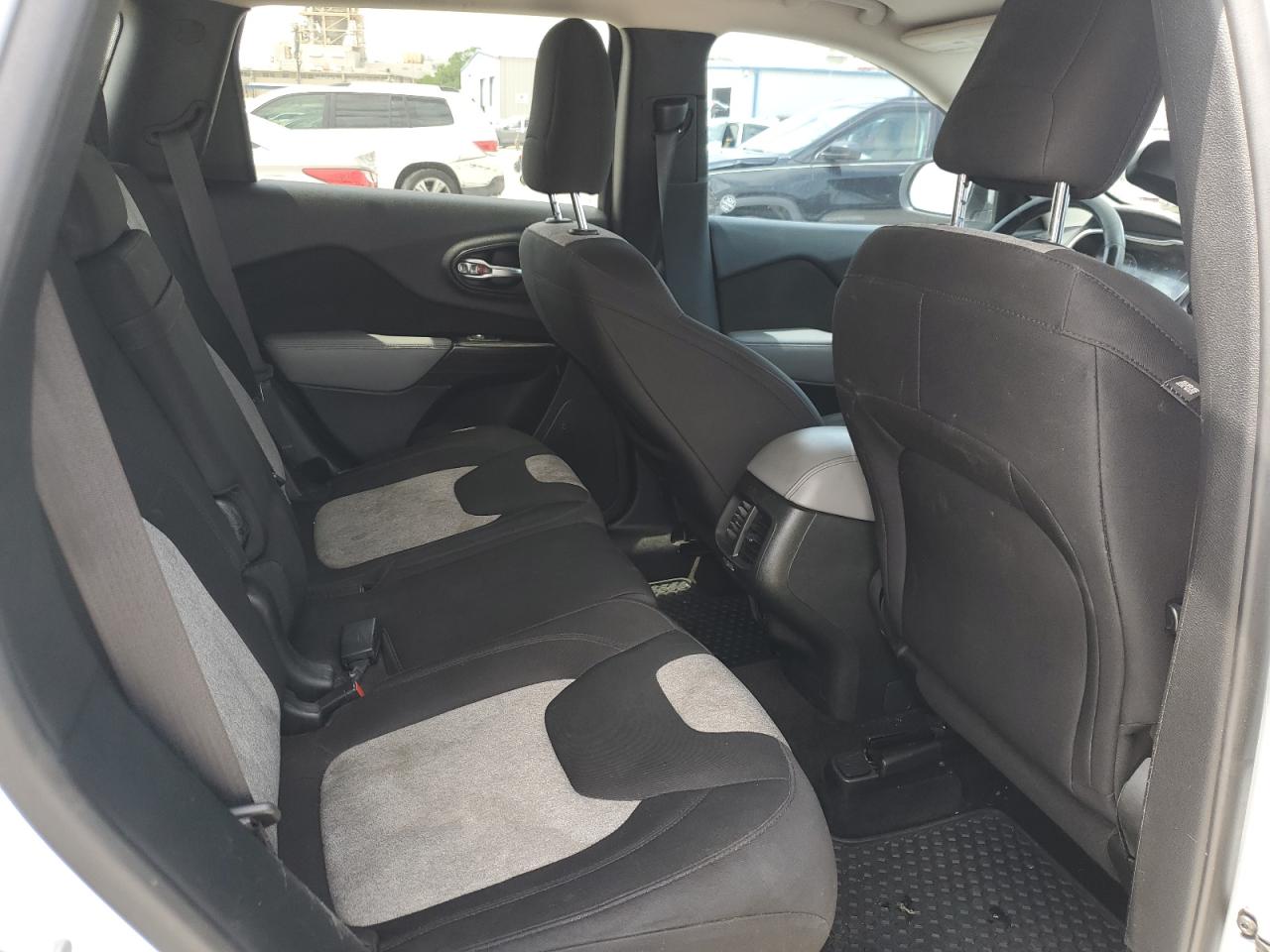 2014 Jeep Cherokee Latitude VIN: 1C4PJMCSXEW181516 Lot: 54300485