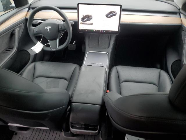  TESLA MODEL Y 2024 Szary