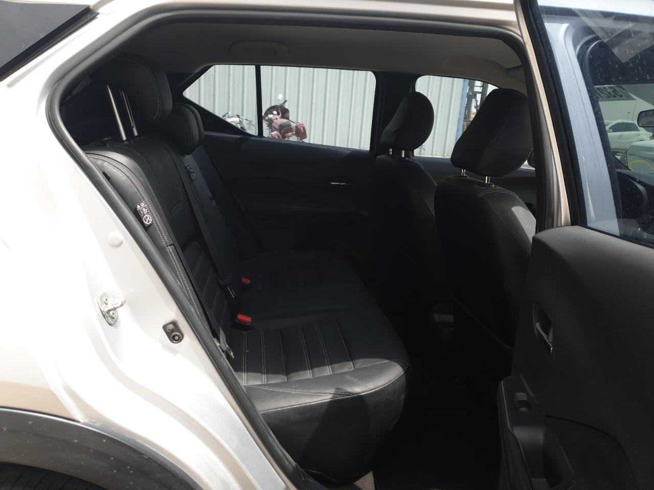3N1CP5CP9JL472042 - 2019 Nissan Kicks - #53212715