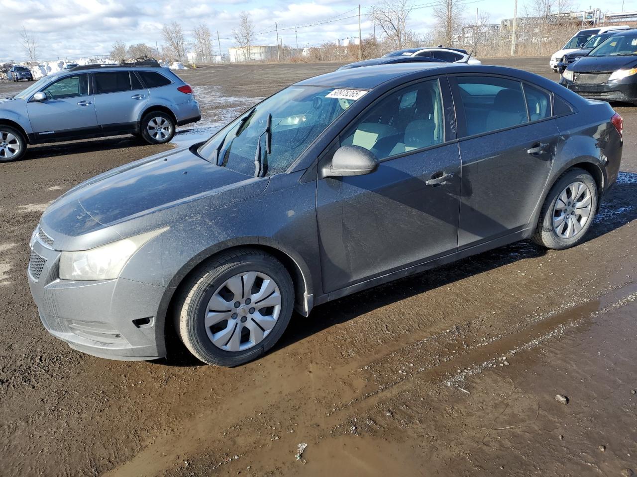 2013 Chevrolet Cruze Ls იყიდება Montreal-est-ში, QC - Front End
