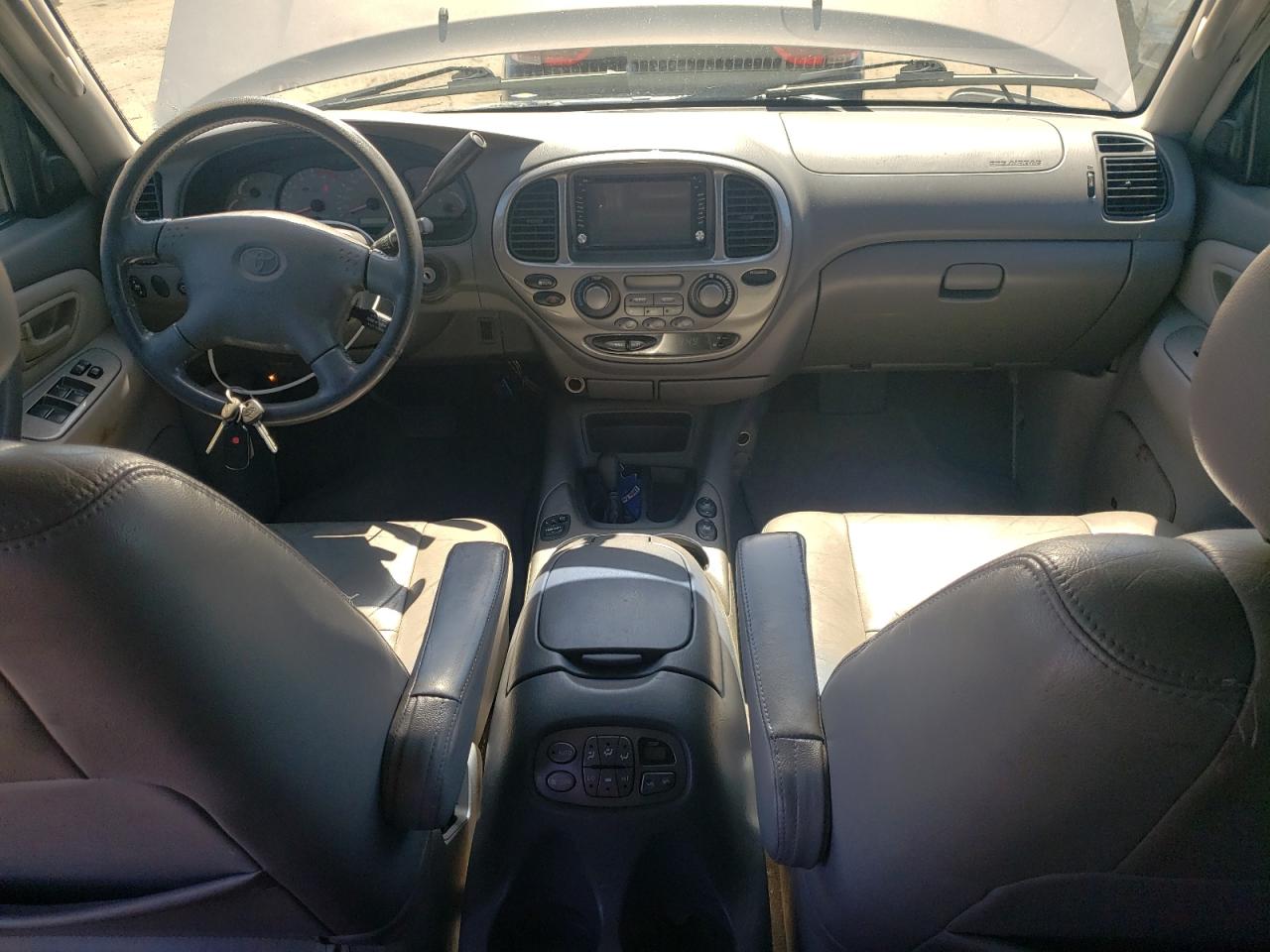 2001 Toyota Sequoia Limited VIN: 5TDBT48AX1S021022 Lot: 54130275