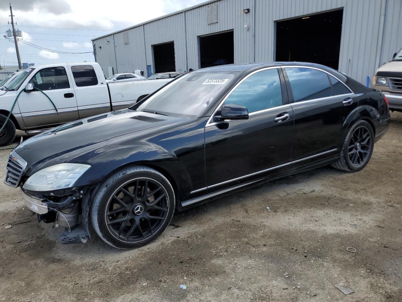 2010 Mercedes-Benz S 550 للبيع في Jacksonville، FL - Front End