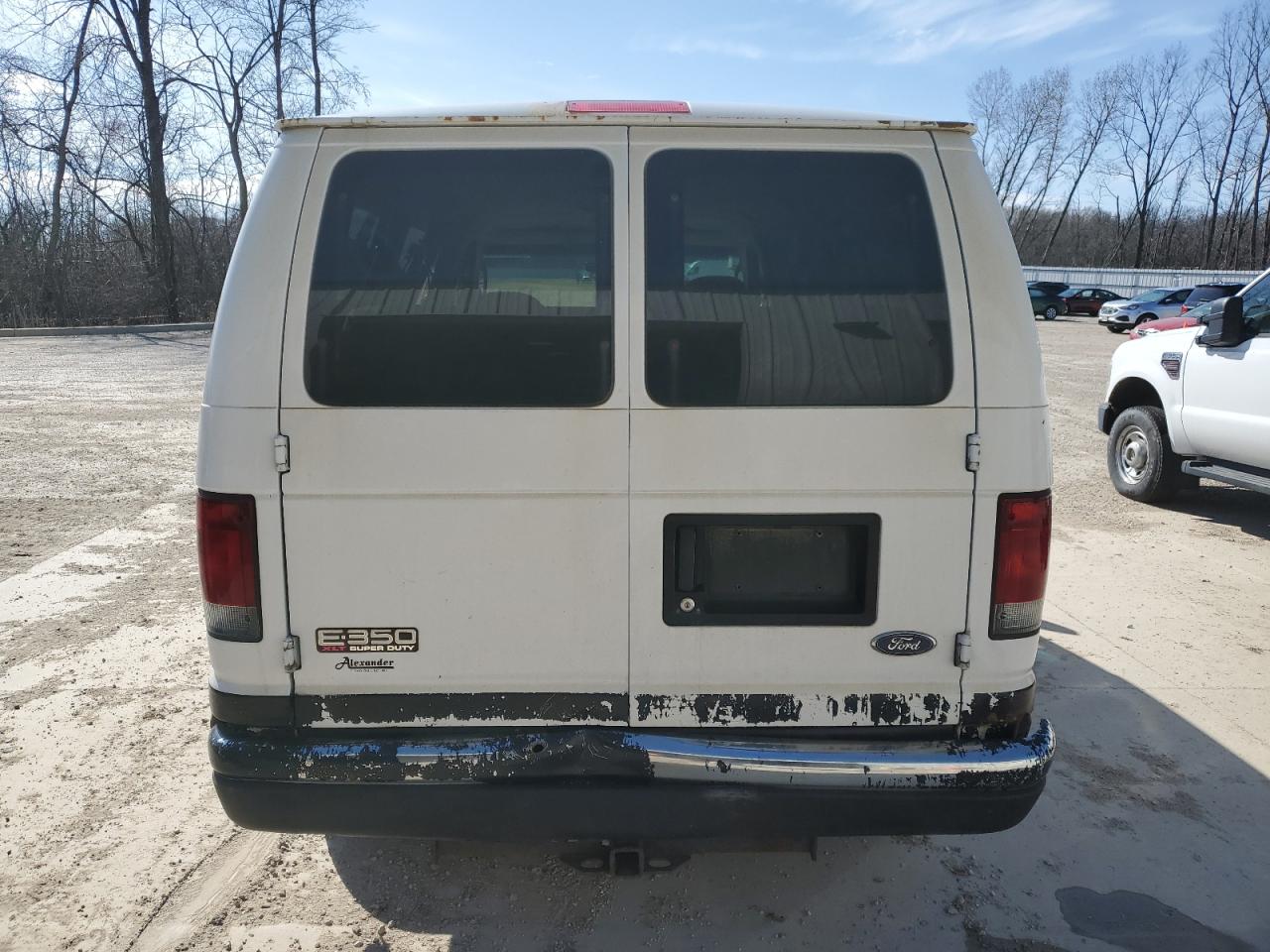 2003 Ford Econoline E350 Super Duty Wagon VIN: 1FBNE31L53HB48012 Lot: 52528655