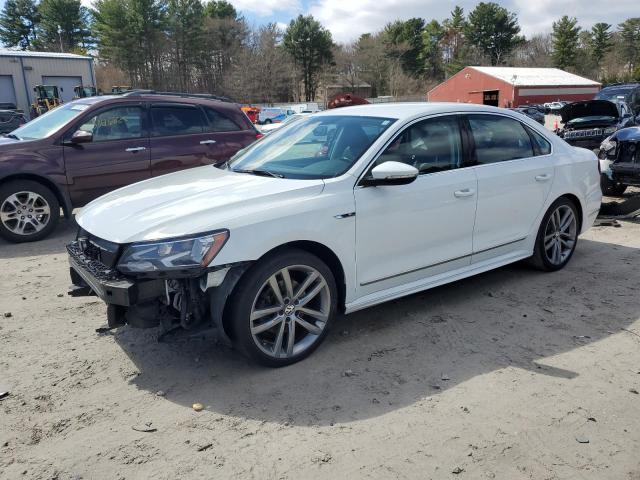  VOLKSWAGEN PASSAT 2017 Білий