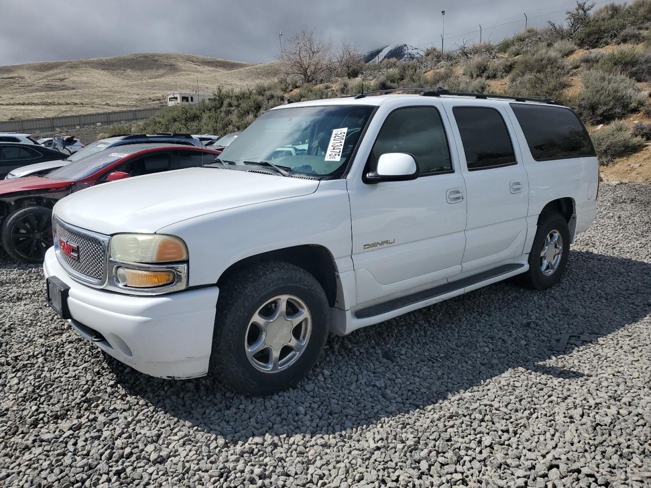 2003 Gmc Yukon Xl Denali for Sale in Reno, NV - Minor Dent/Scratches