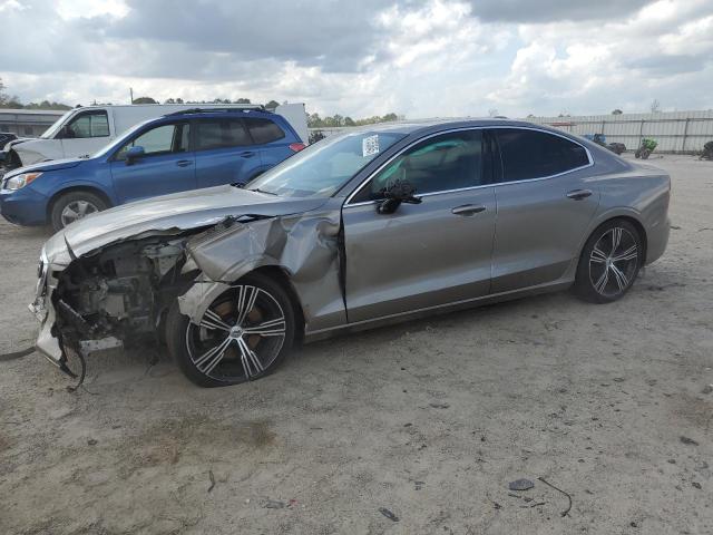  VOLVO S60 2019 Золотий