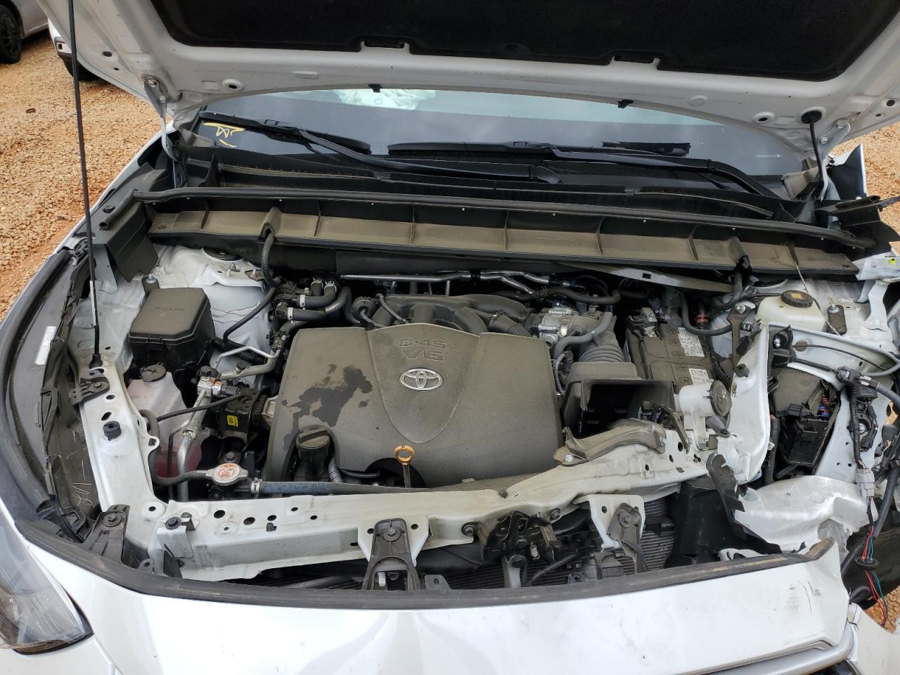 5TDGZRAH9NS092131 2022 Toyota Highlander Xle