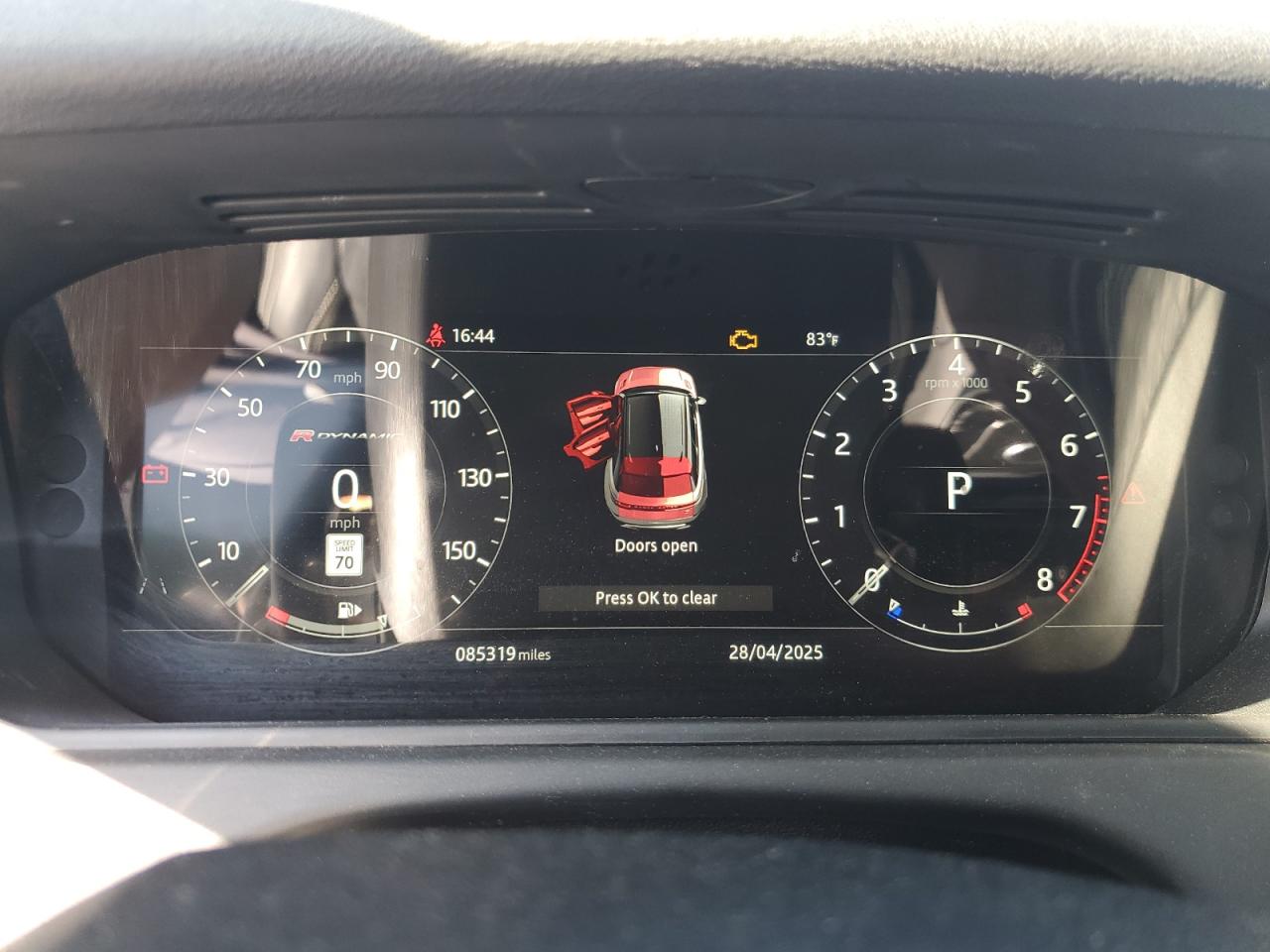2018 Land Rover Range Rover Velar R-Dynamic Se VIN: SALYL2RX6JA707324 Lot: 54164045