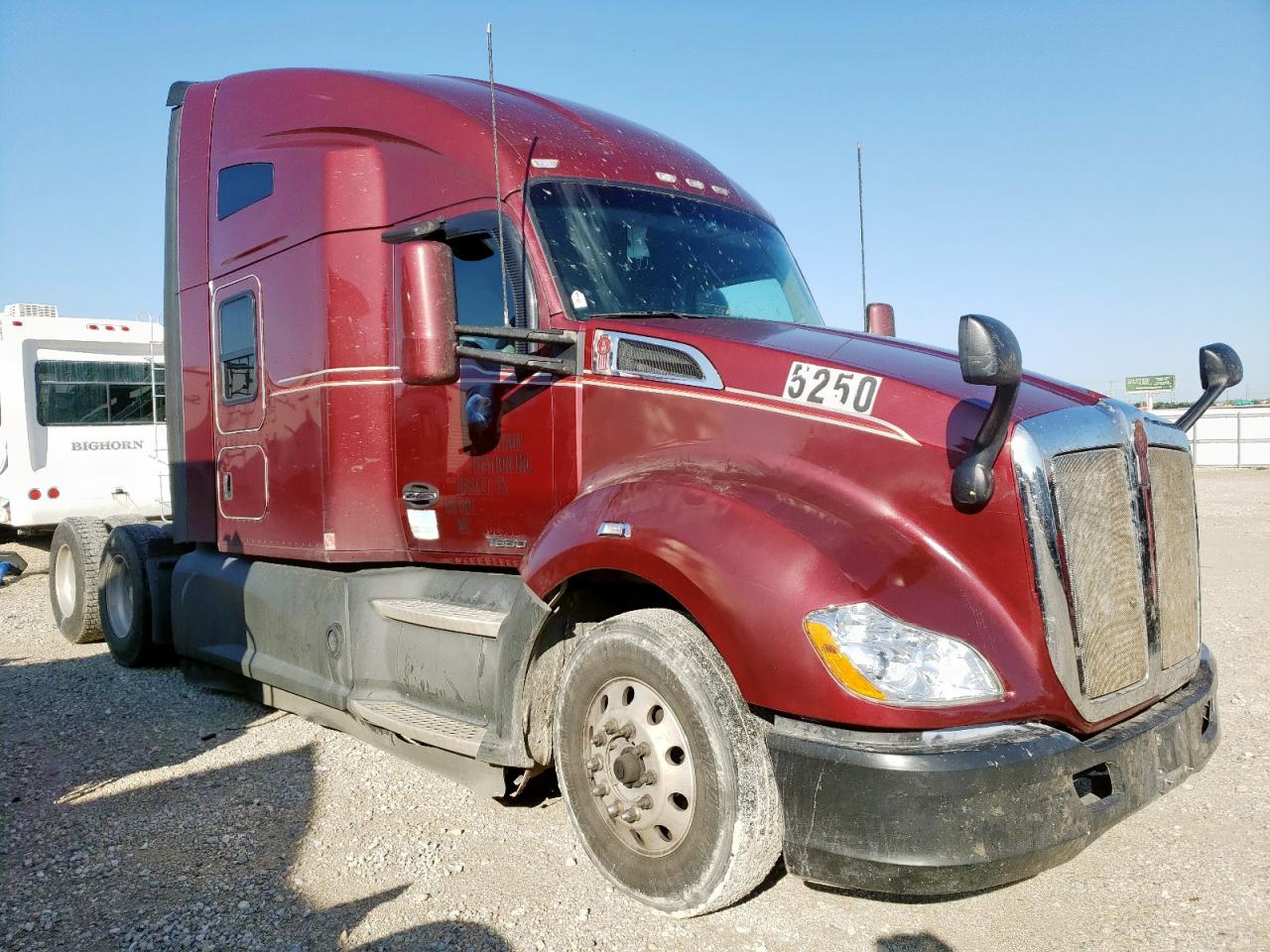 2018 Kenworth T680 Semi Truck იყიდება Haslet-ში, TX - Normal Wear