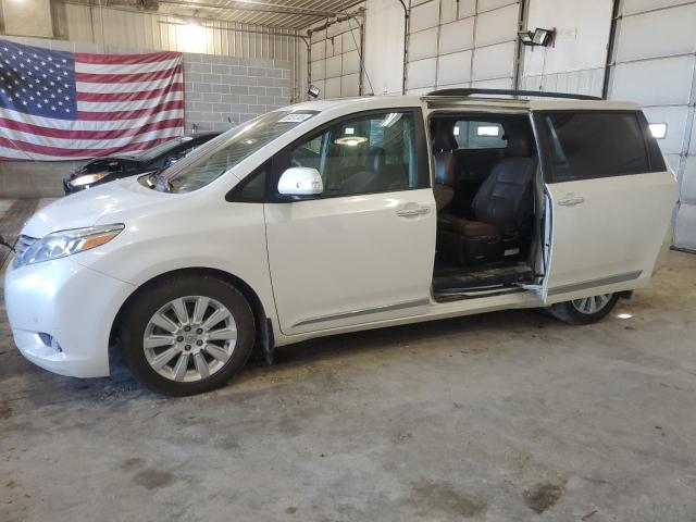 2016 Toyota Sienna Xle