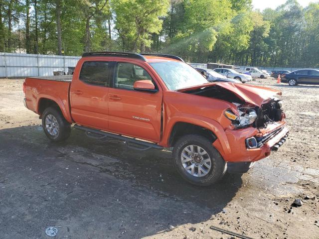  TOYOTA TACOMA 2017 Pomarańczowy