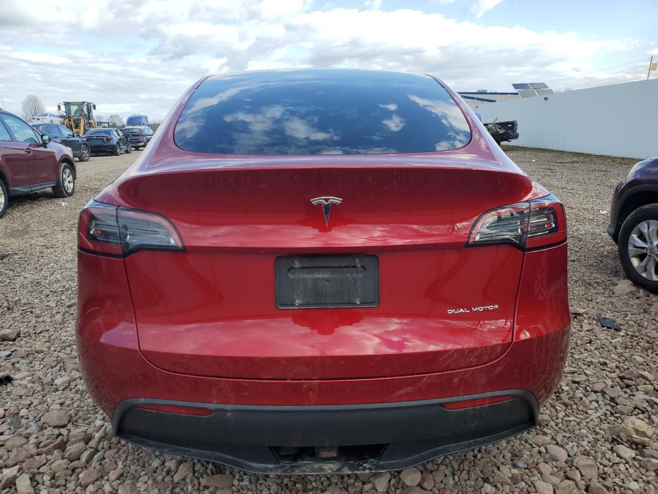 2024 Tesla Model Y VIN: 7SAYGDEE8RA302077 Lot: 52622465