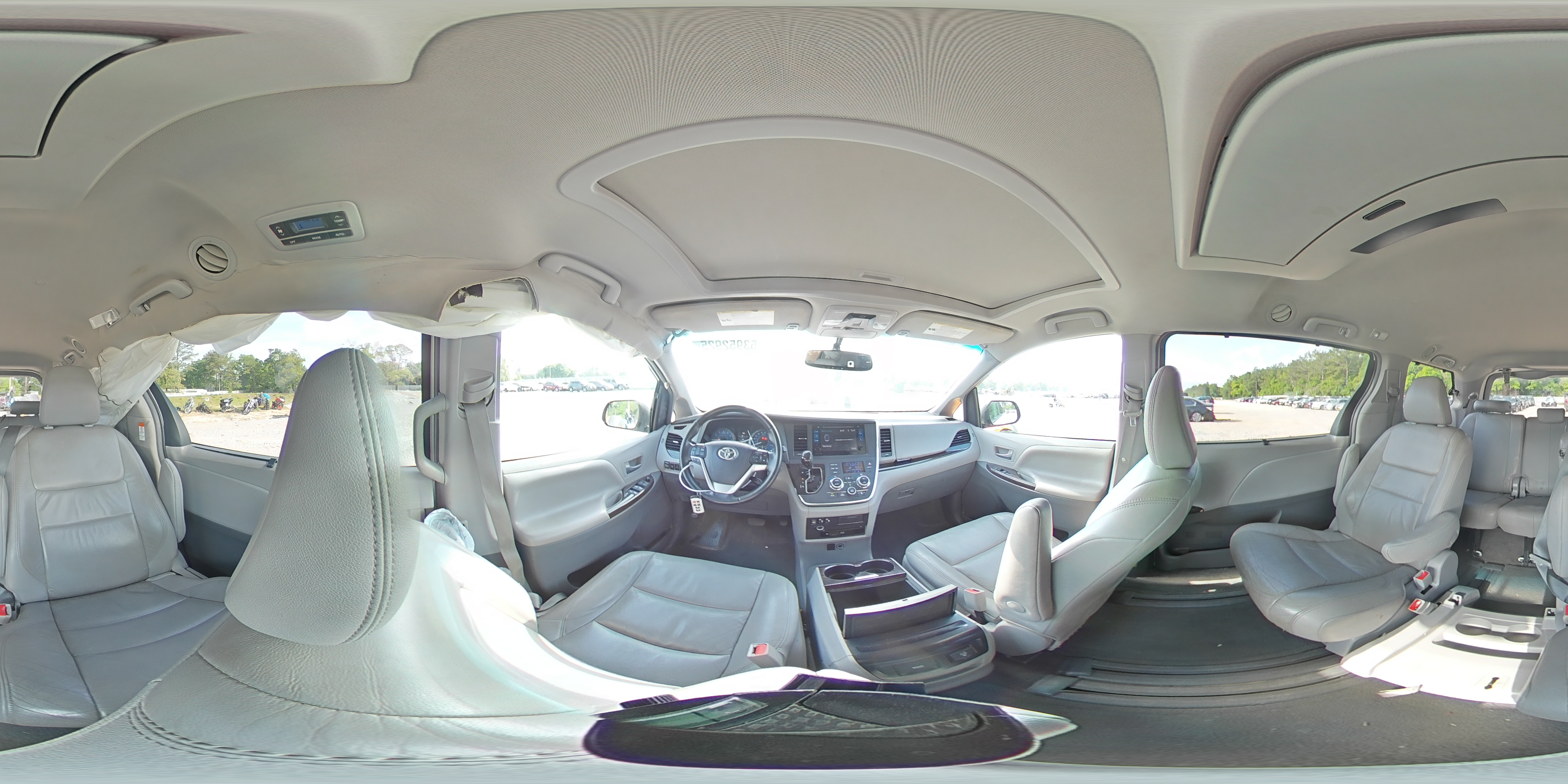 2015 Toyota Sienna Xle VIN: 5TDYK3DC8FS583622 Lot: 53952925