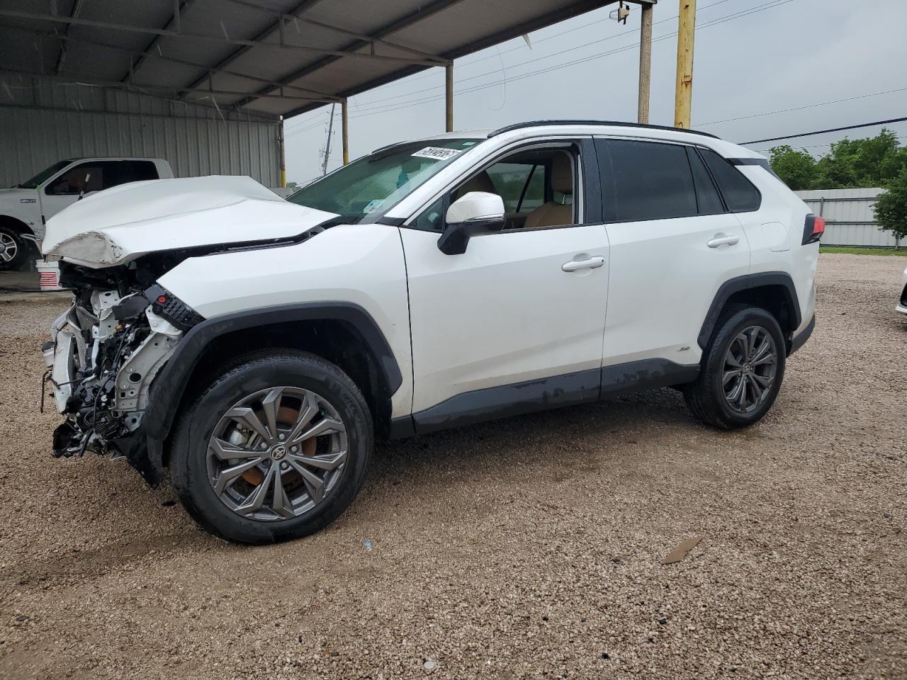 2024 Toyota Rav4 Xle Premium for Sale in Houston, TX - Front End