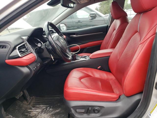  TOYOTA CAMRY 2019 Srebrny