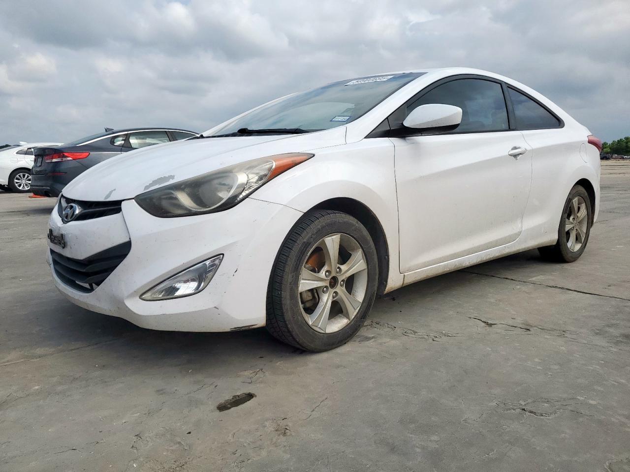 2013 Hyundai Elantra Coupe Gs for Sale in Grand Prairie, TX - Side