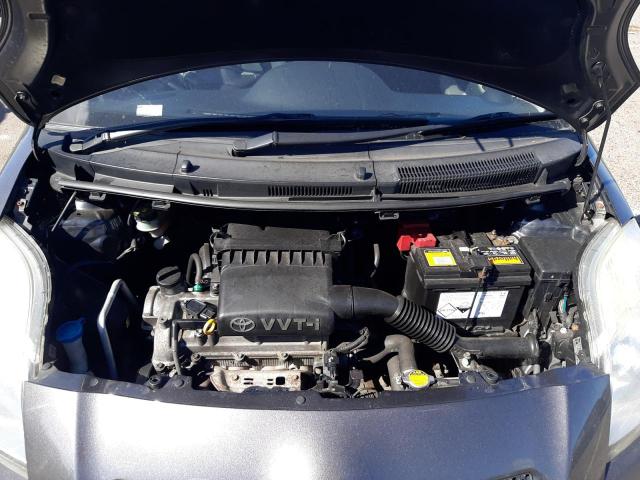 2008 TOYOTA YARIS TR