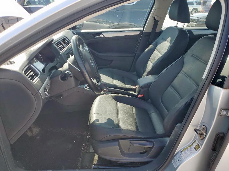  VOLKSWAGEN JETTA 2012 Srebrny