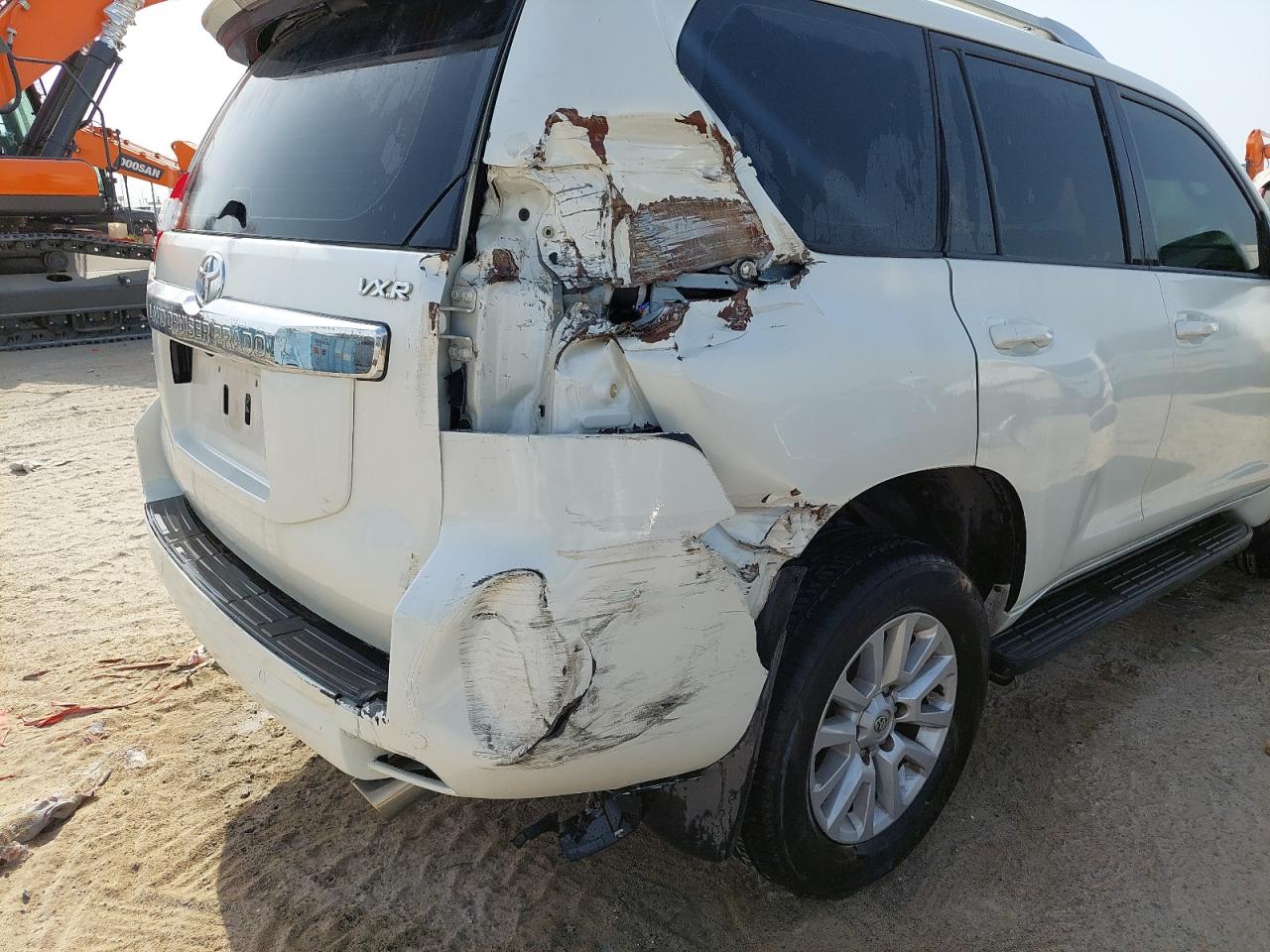 JTEBX9FJXGK****** - 2016 Toyota Prado - #undefined