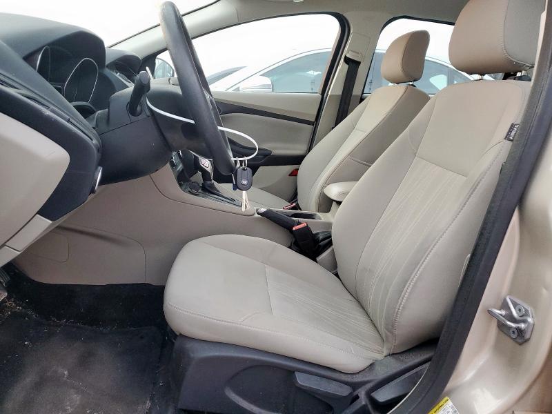  FORD FOCUS 2018 Gold