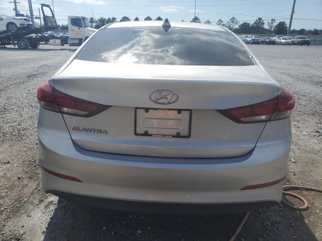  HYUNDAI ELANTRA 2018 Серебристый