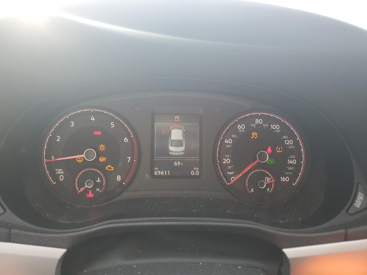 2020 Volkswagen Passat - Image 9