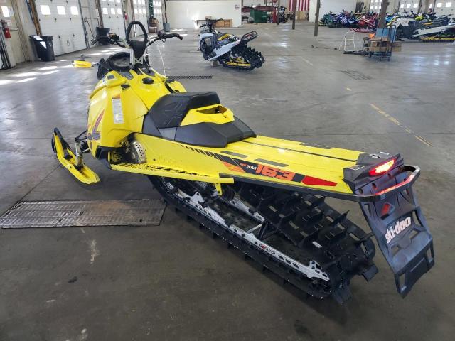 2015 SKIDOO SUMMITX800